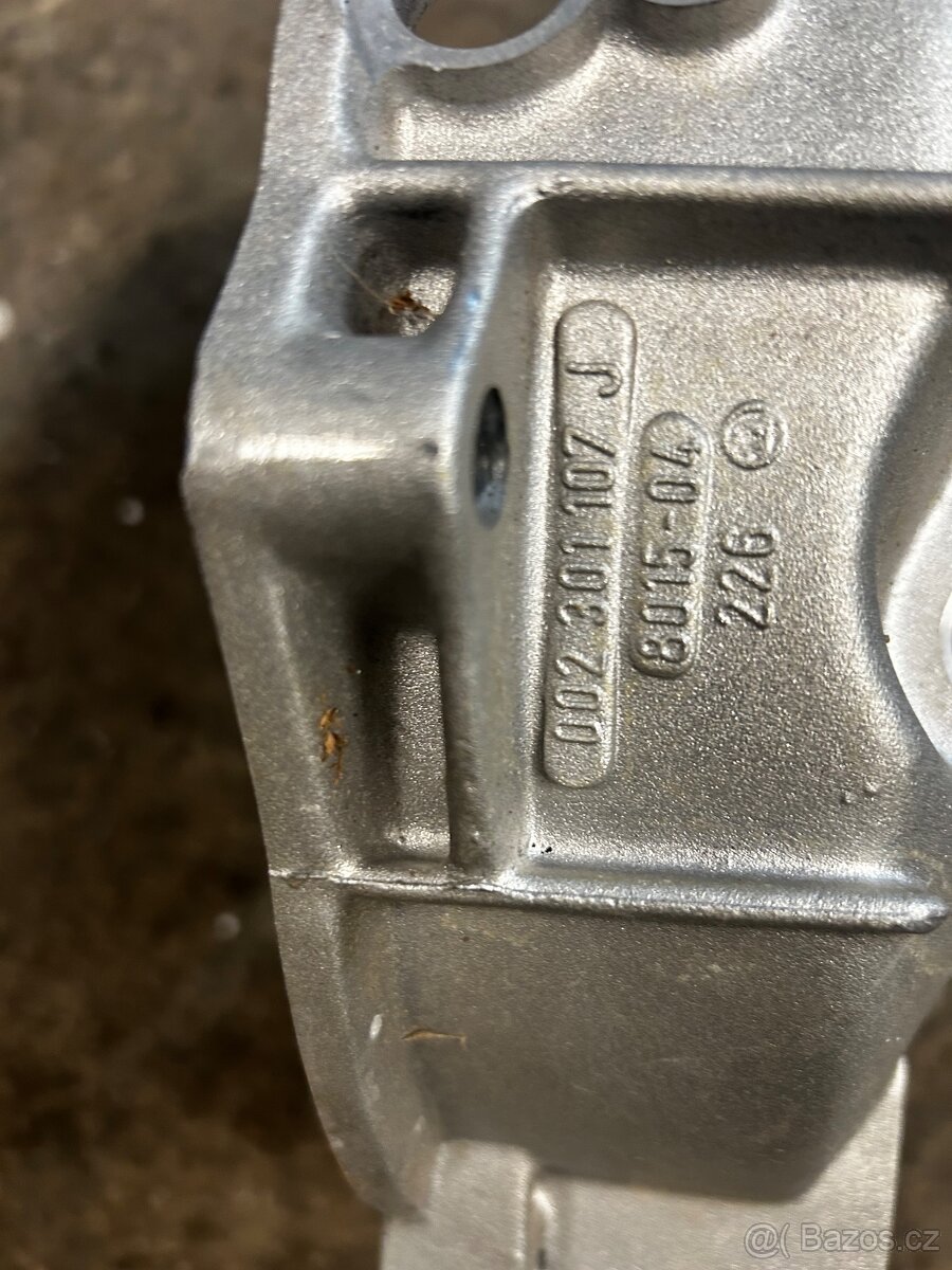 Převodovka Škoda 002301107J - 5