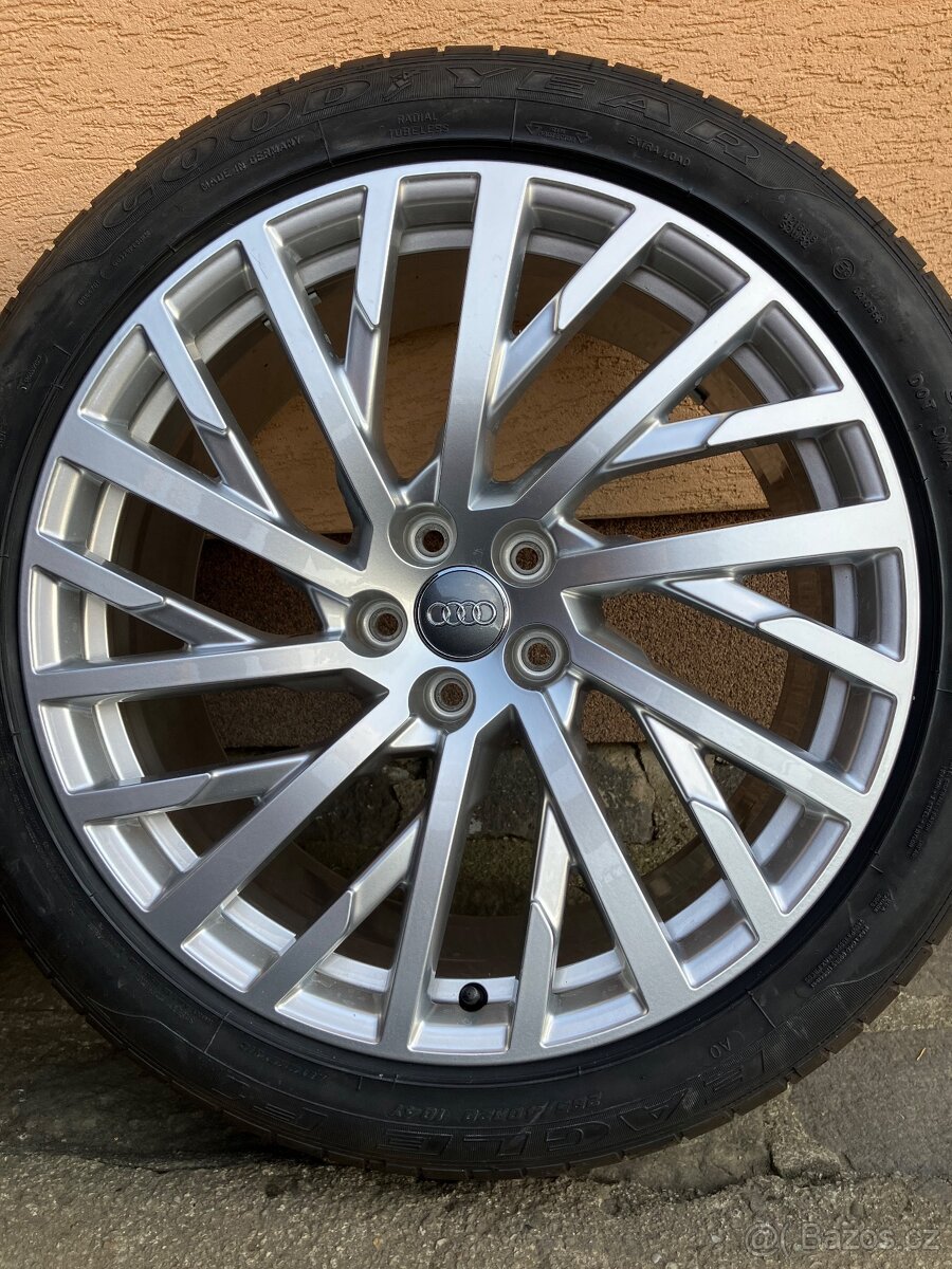 Letní sada Audi A8 - 5