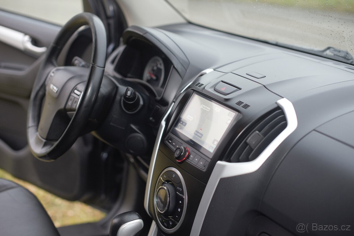 ISUZU D-MAX TOP STAV