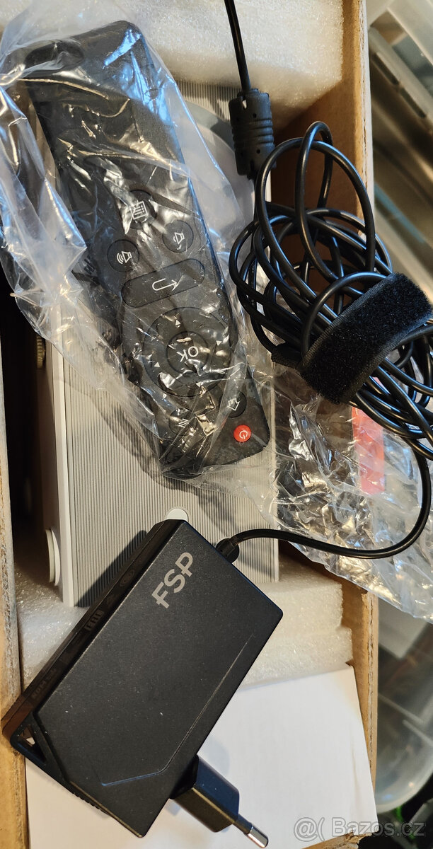 Použitý, plně funkční projektor AOpen QH11 - 5