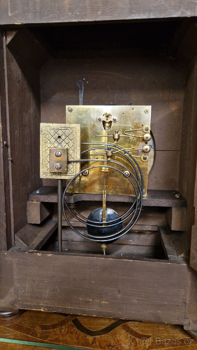 KRBOVÉ HODINY,JUNGHANS - 5