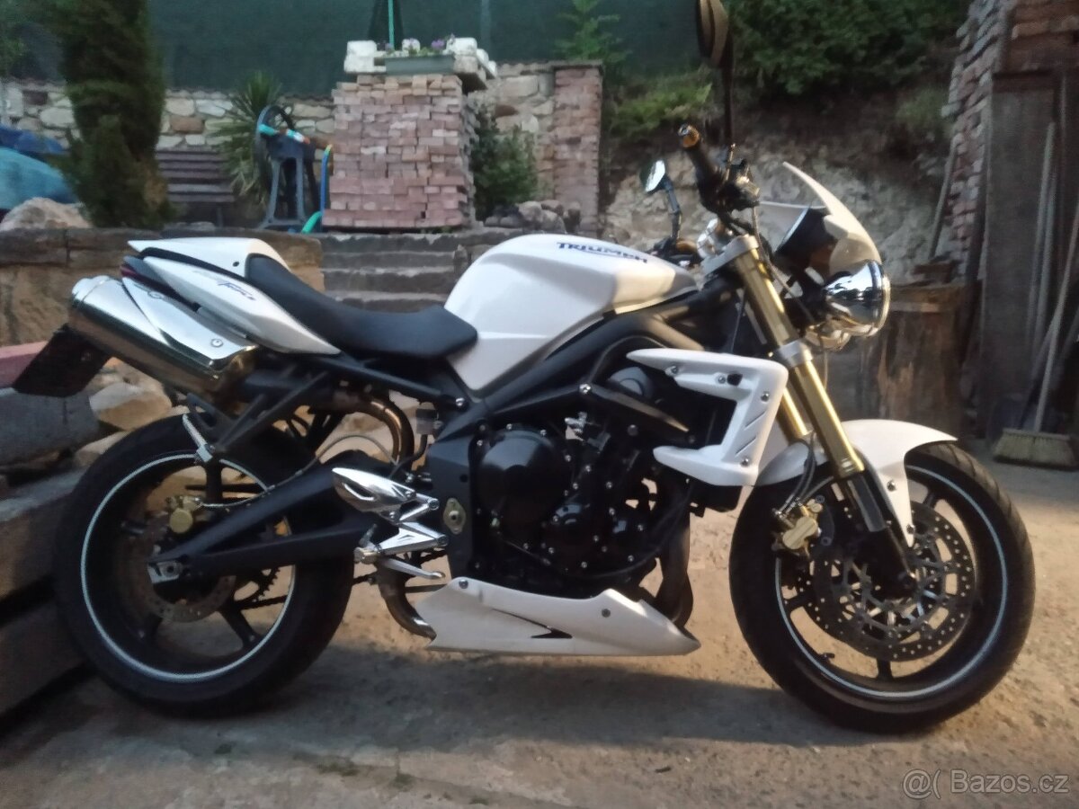 TRIUMPH STREET TRIPLE - nová cena,doplněné info. - 5