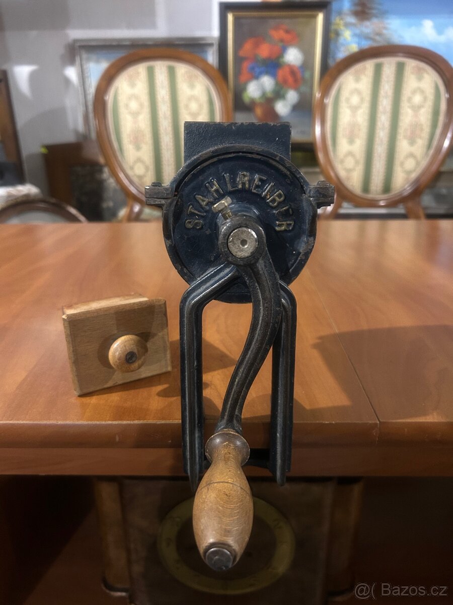 Vintage německý mlýnek STAHLREIBER cca 1910-1930) - 5