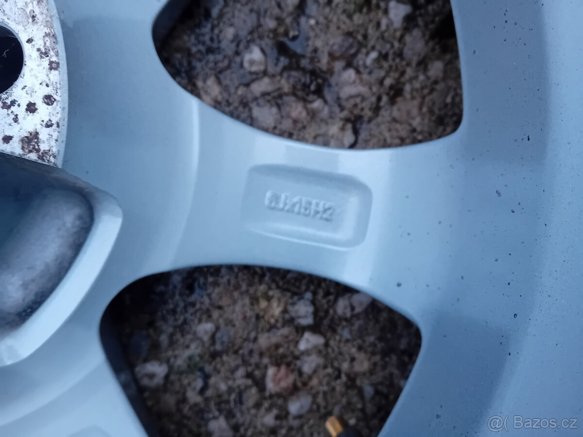 Alu disk Peugeot 6Jx15 ET 18 - 5