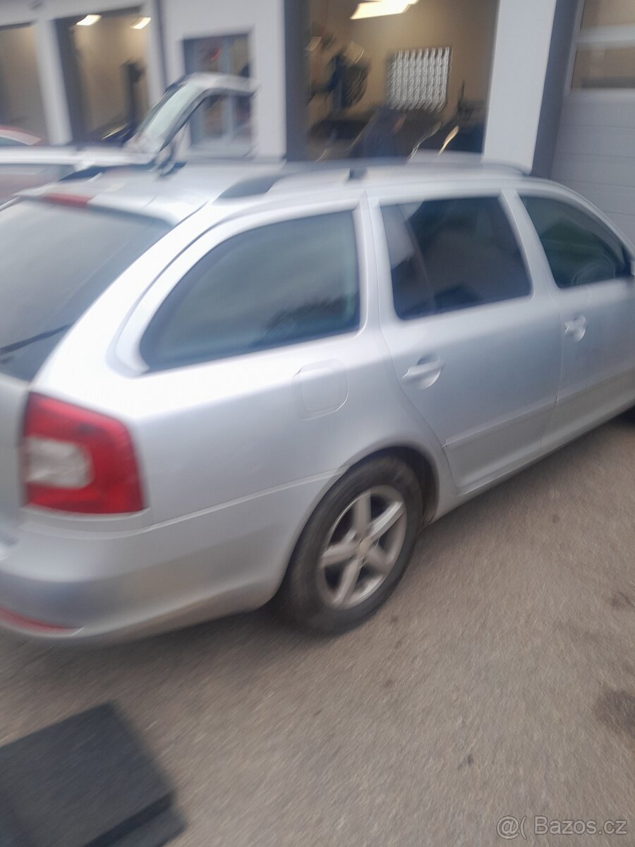 ŠKODA OCTAVIA 2 NÁHRADNÍ DÍLY CAYC 77KW - 5