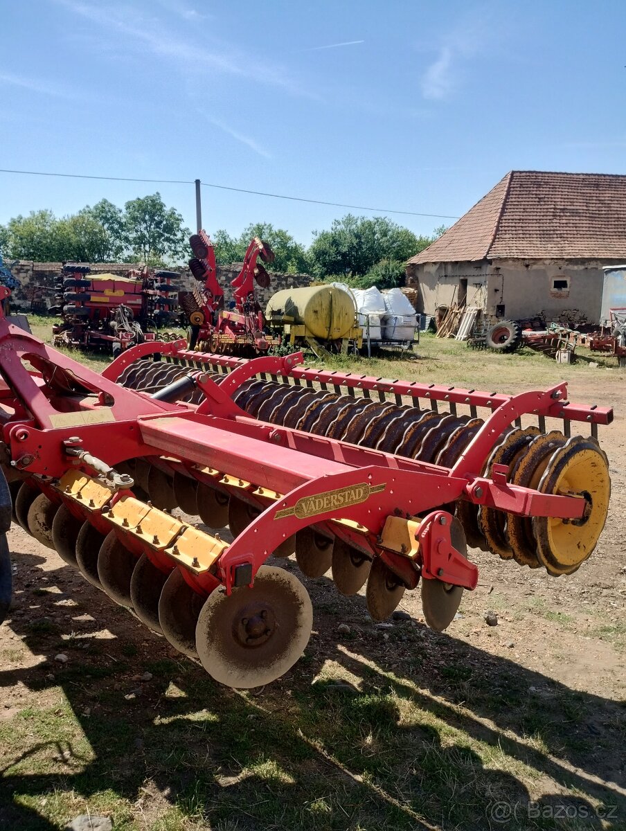 diskový podmítač väderstad carrier 400 - 5