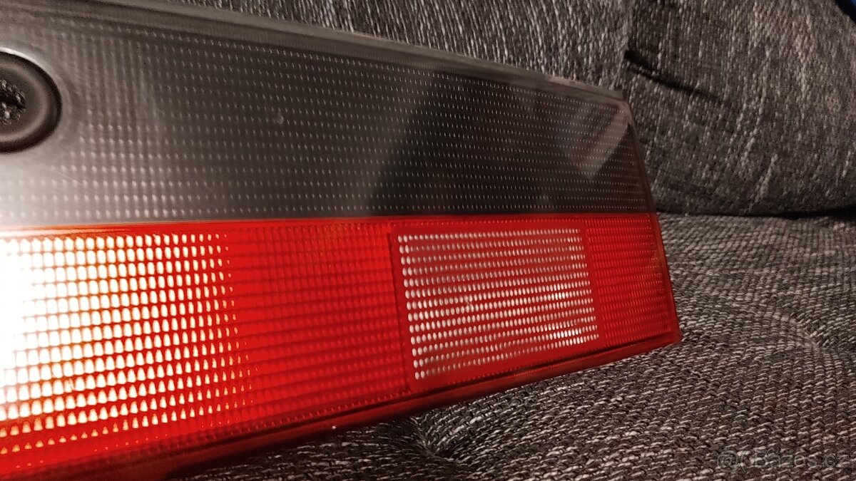 SAAB 9000 CS - nepopraskaný středový panel - 5