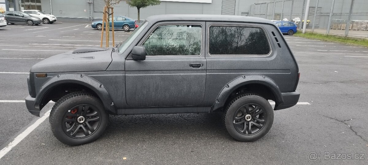 Prodám Lada Niva Urban 4x4 LPG - 5