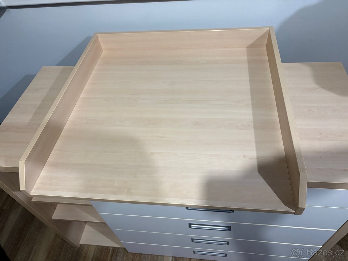 Přebalovací pult s komodou - 5