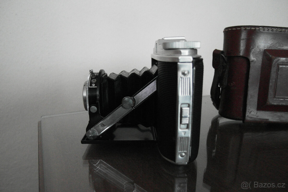 Starý fotoaparát AGFA ISOLETTE - 5