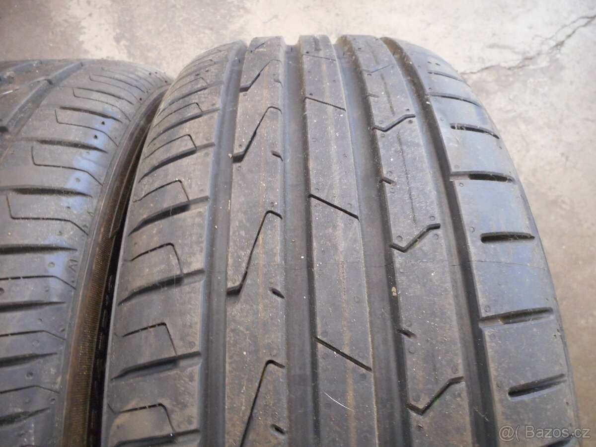 215/45R18 - 5