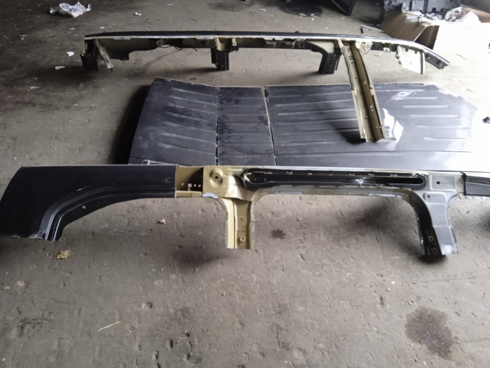 Peugeot rifter long části střechy+části sloupků - 5
