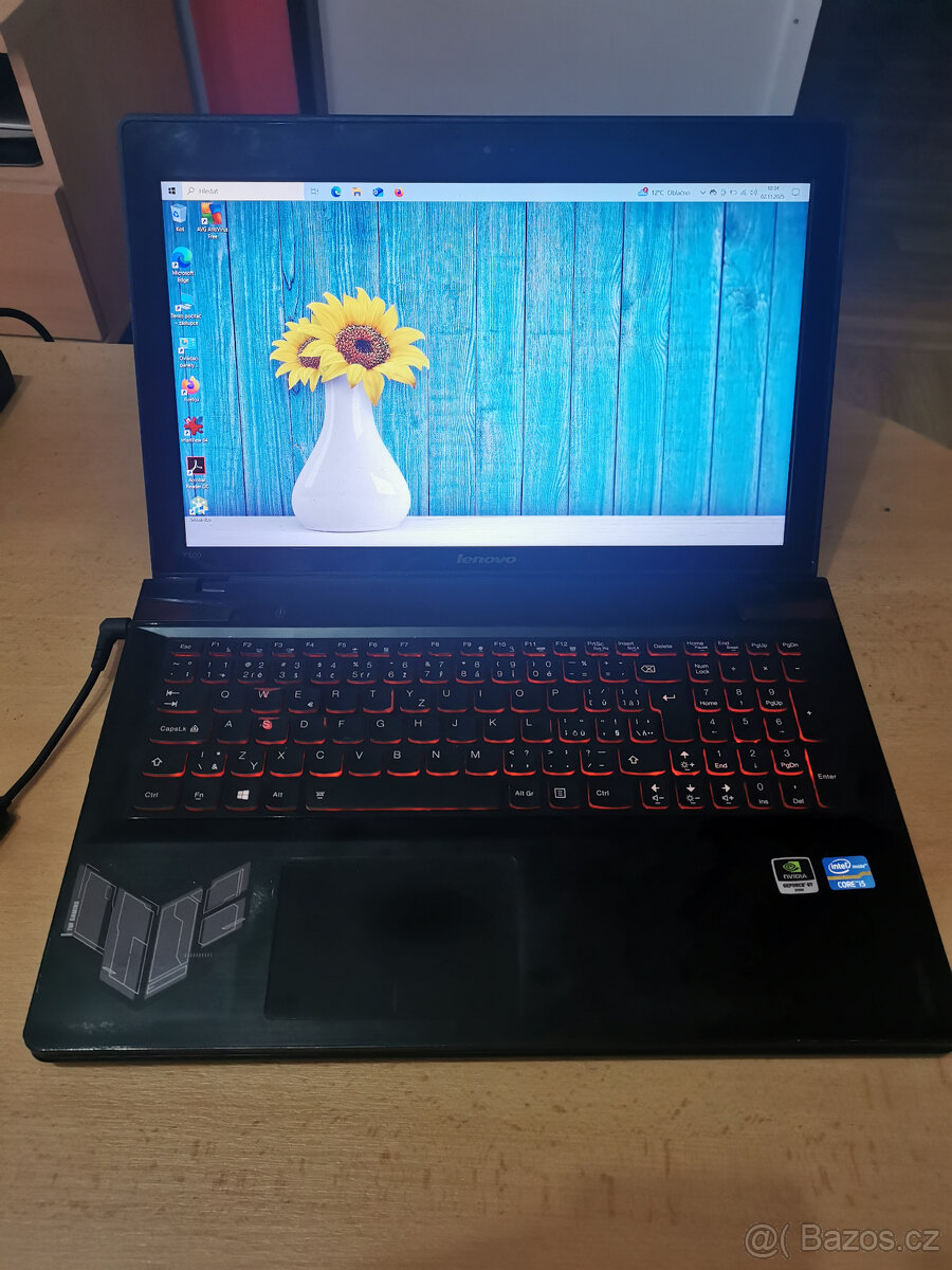 Lenovo IdeaPad Y500 (2xVGA) - 5