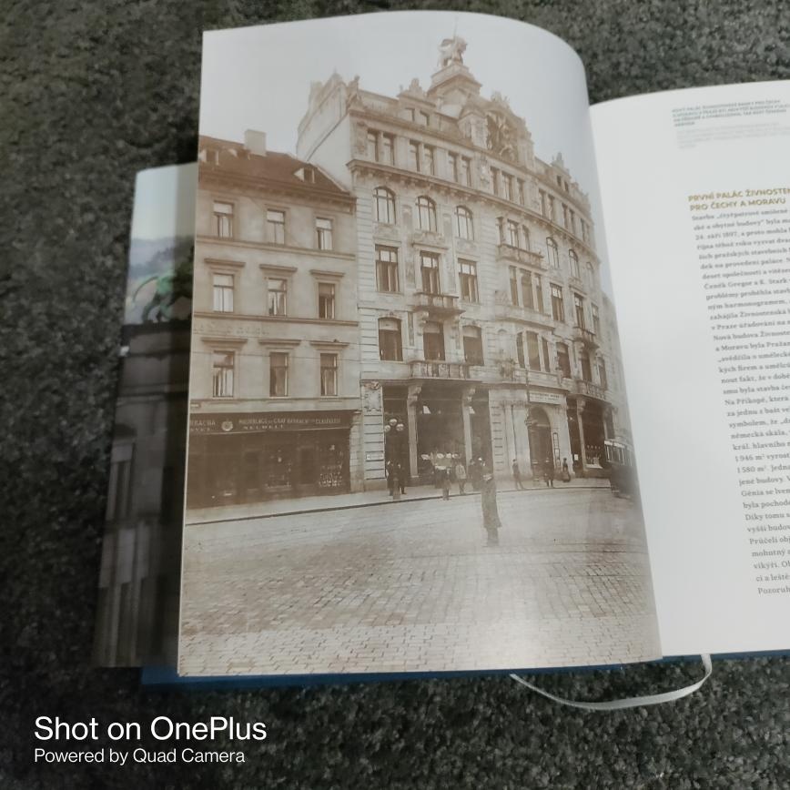 Kniha- Sídlo České národní banky v Praze vydání v roce 2022 - 5