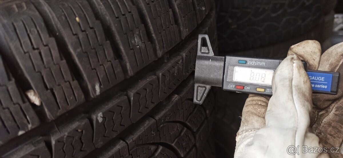 17´´ Zimni 225/45 R17 5x114,3 - 5