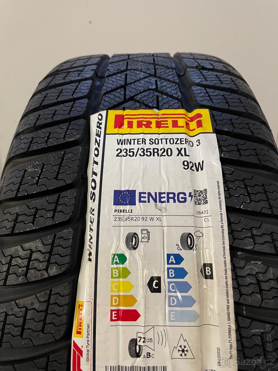 Original zimní Tesla Model 3 r20 + 235/35/20 100% - 5