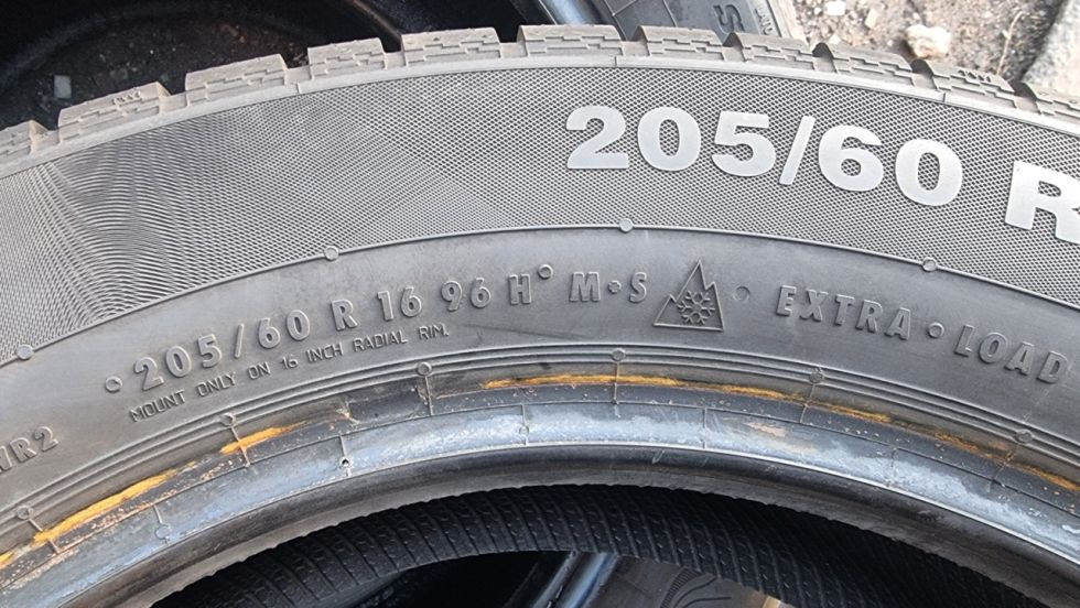 Zimní pneumatika 205/60/16 Continental - 5