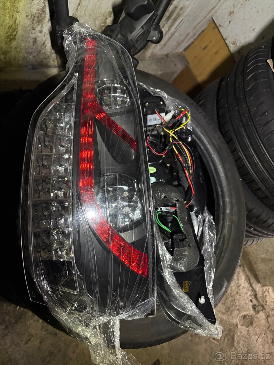 Světla na audi q7 - 5