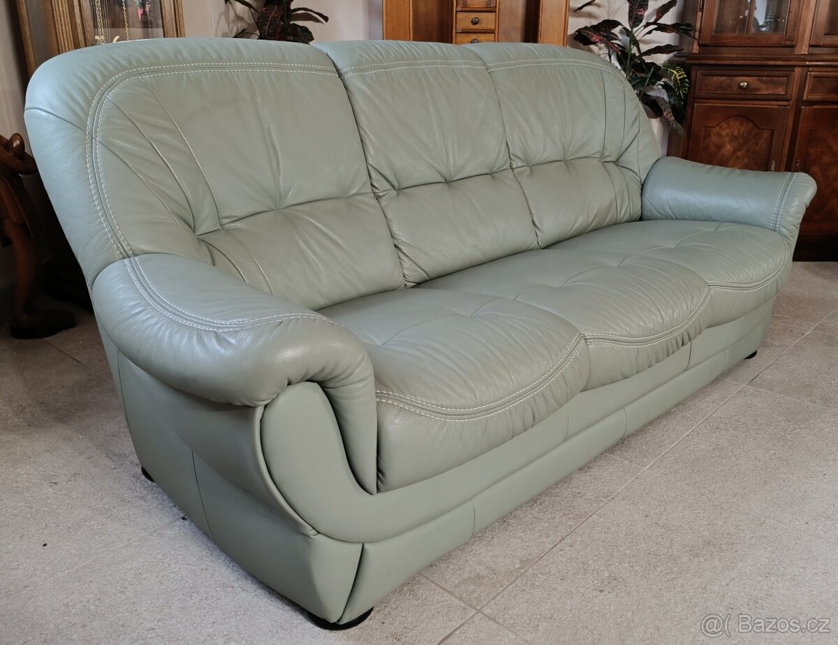 Kožená, sedací souprava 3+2+1+taburet. - 5