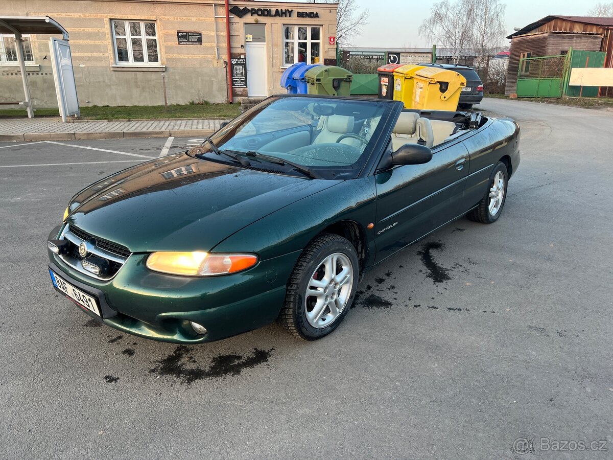 Chrysler Stratus LX 2.0i - 5