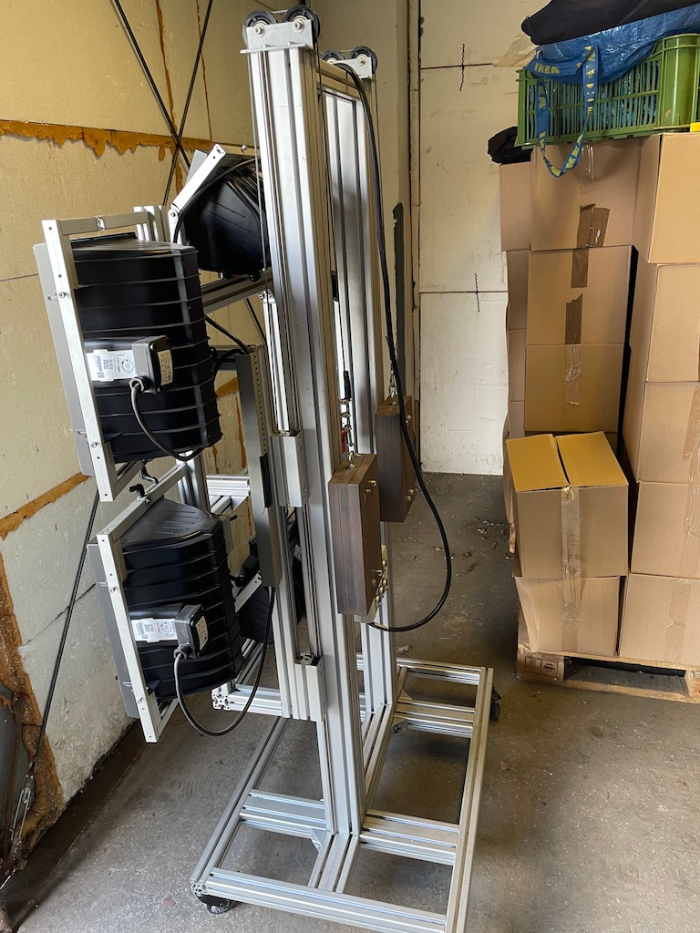 Osvětlení na stativu. - 5