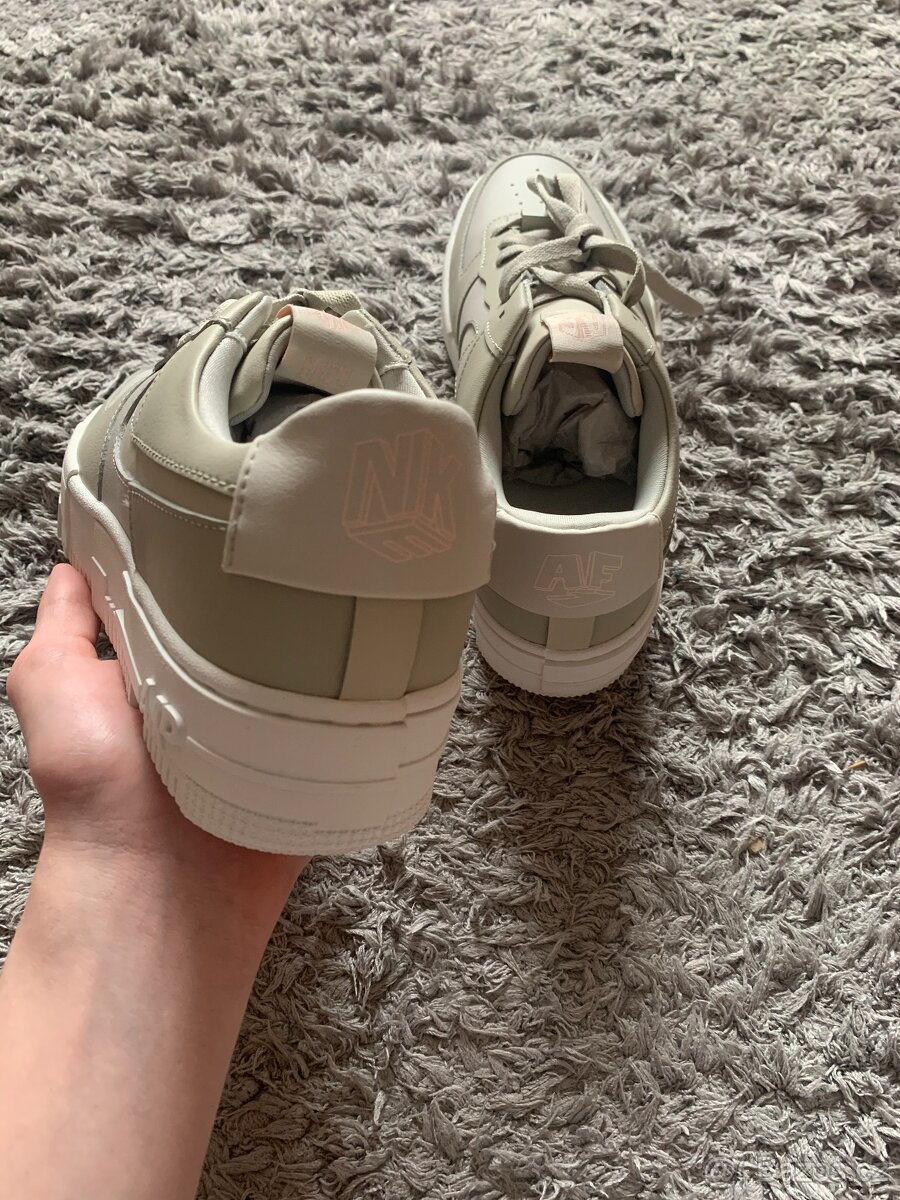 Nike Air Force 1 Low Pixel Stone Bone Summit White - 5