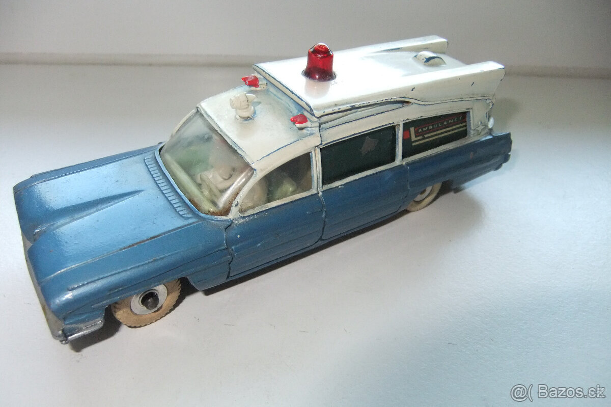 Predam rarity-original USauticka od DINKY TOYS v 1:43 - 5