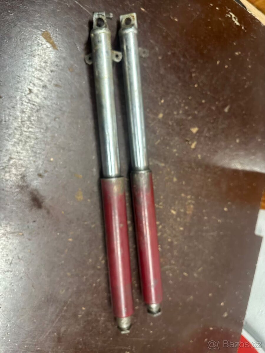 Predám prední tlumiče s krytmi JAWA 250 350 panelka ROVNÉ - 5