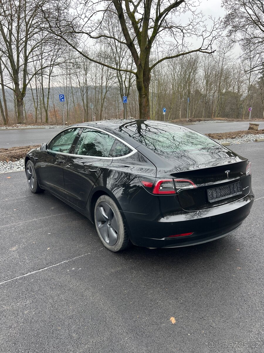 Tesla model 3 Long Range - 5
