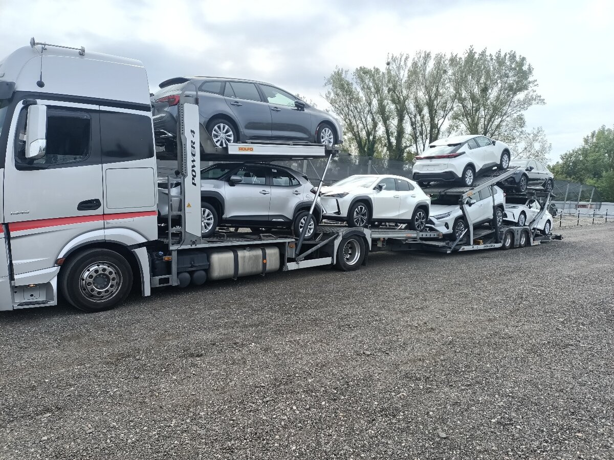 Řidič autopřepravníku Mercedes-benz - 5