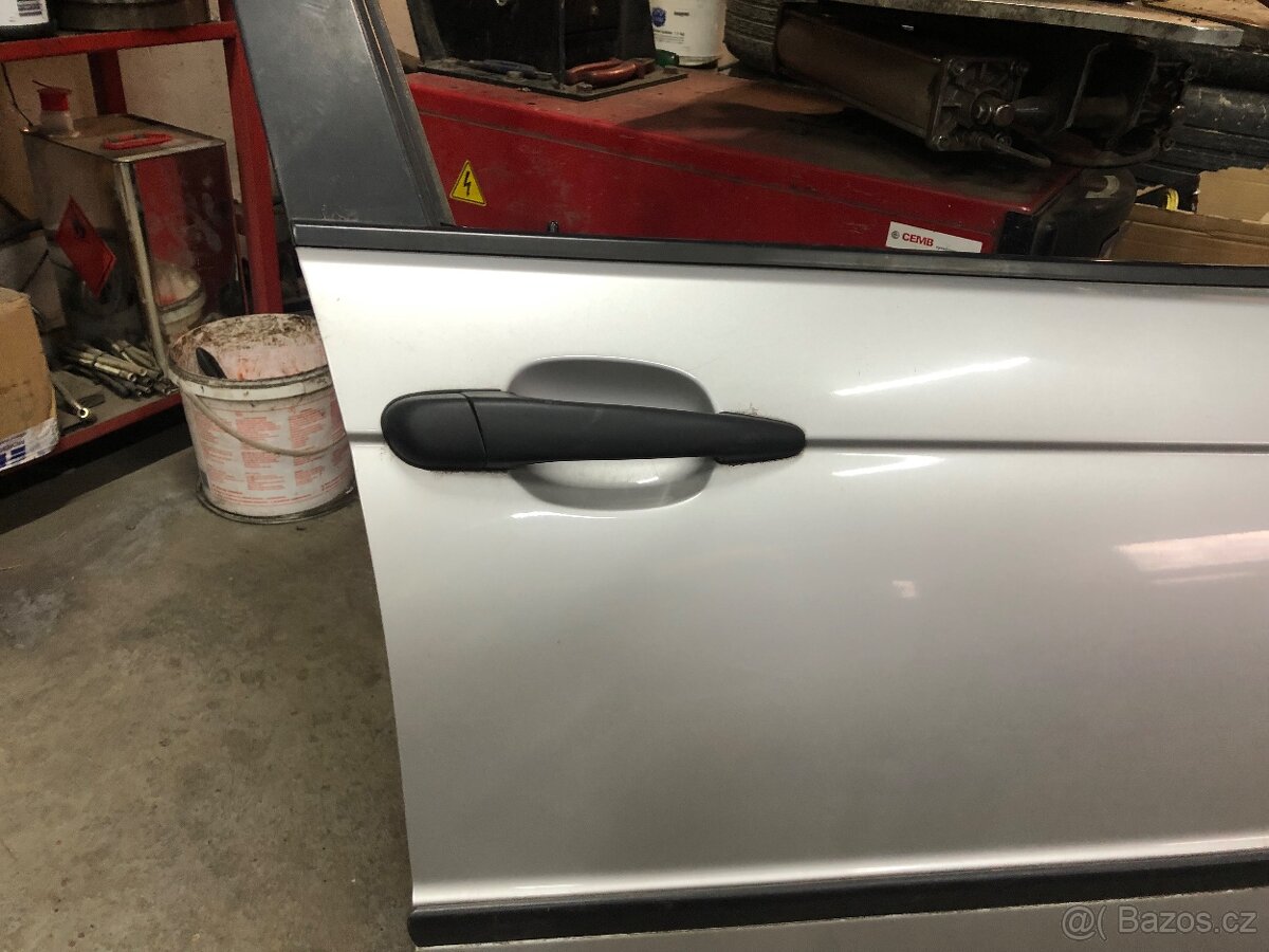 E46 přední pravé dveře, sedan, titansilber - 5