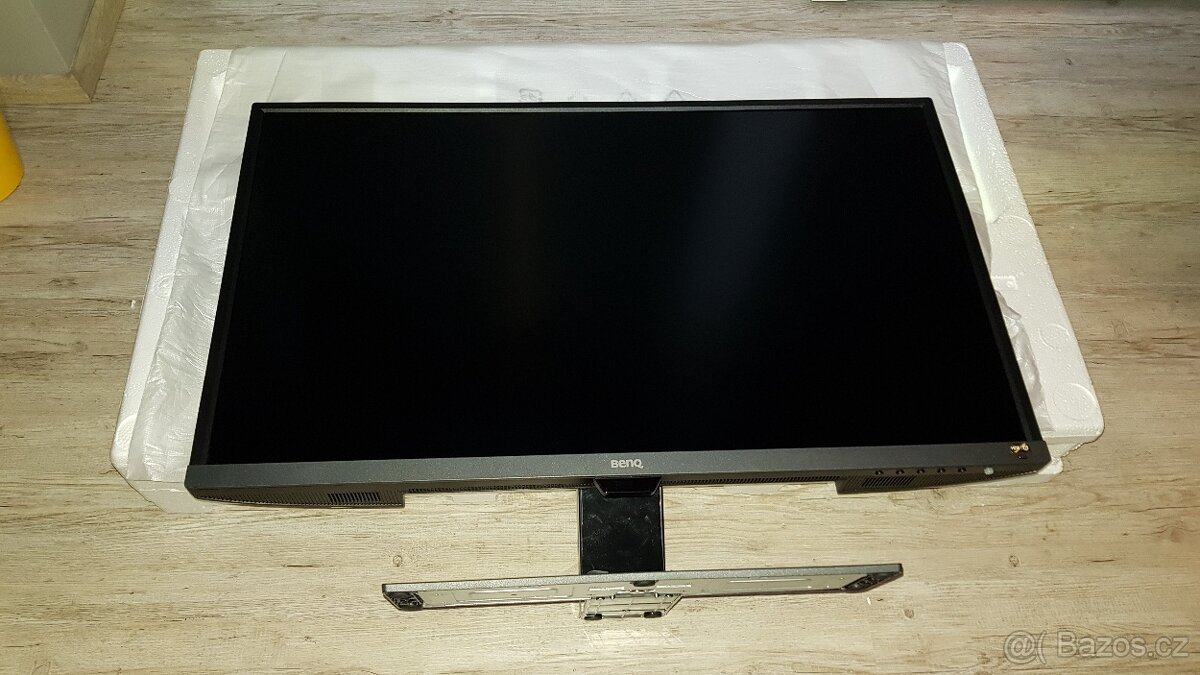 Benq EW3270U (4K/HDR/FreeSync) - 5