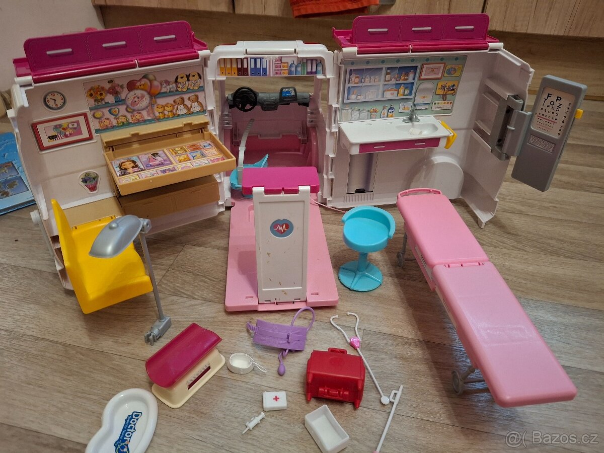 Barbie sanitka, auto, 2 x panenka, Pošta 50 Kč - 5