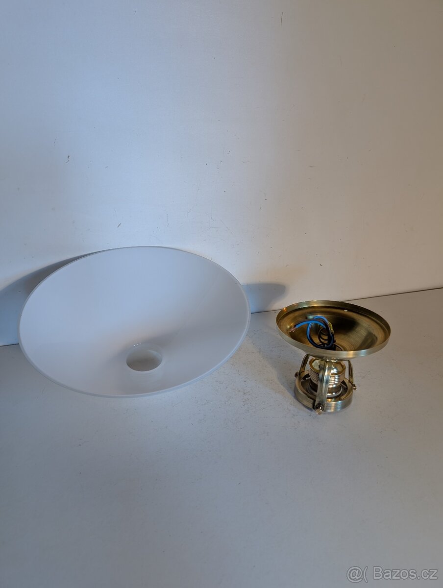 mosazný lustr, stropnice, bílé kuželovité stínidlo, až 6 ks - 5