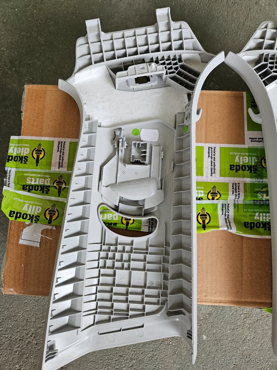 Panel B sloupku Octavia lll - 5