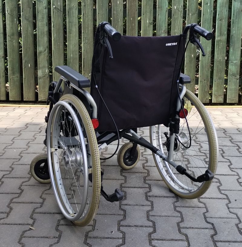 059-Mechanický invalidní vozík Meyra. - 5