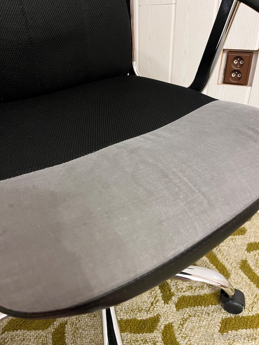 Kancelářské křeslo - 5