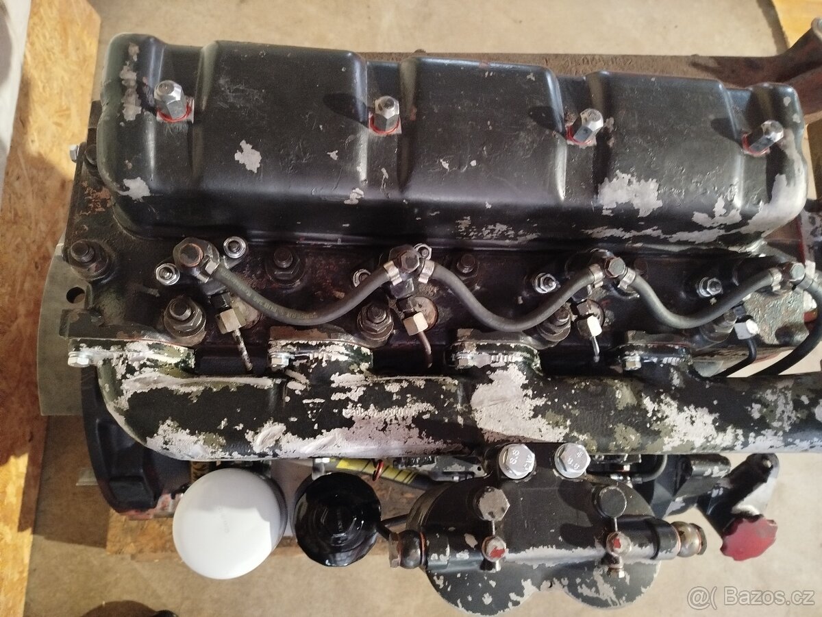 Prodám motor UŘII. - 5