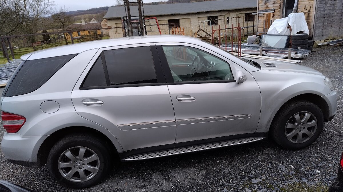 Náhradní díly na Mercedes-Benz - ML - w164 - 5