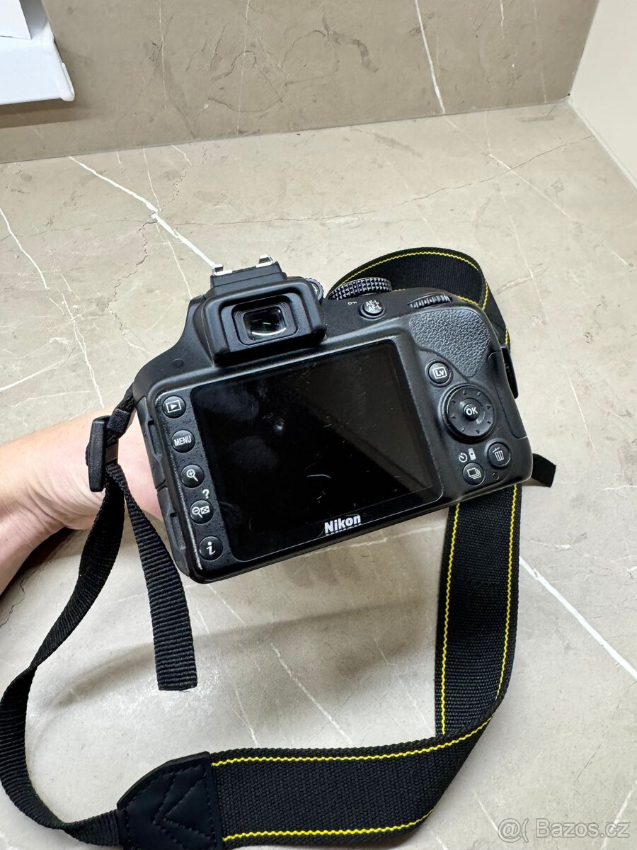 Nikon D3300 + objektiv 18–55 mm + příslušenství - 5