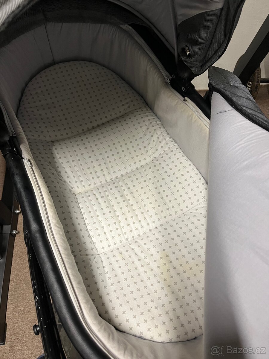 Trojkombinace kočárek Junama Madena - 5