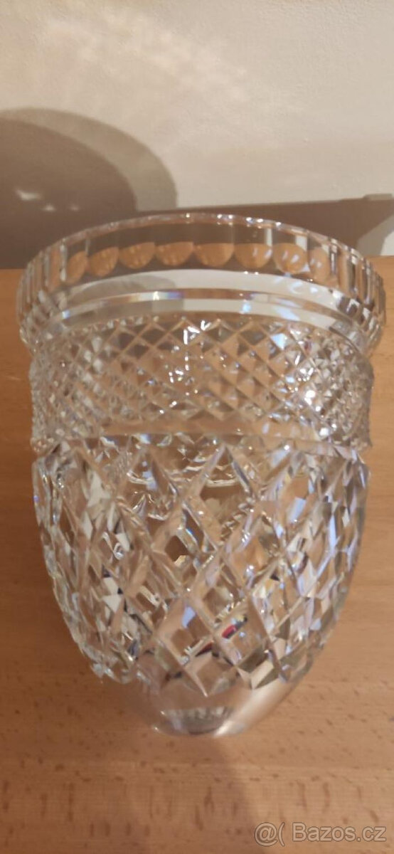 Váza broušená - 5