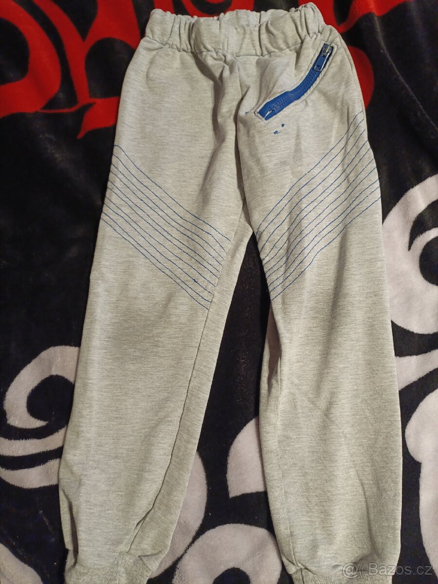 Chlapecké tepláky 110/116 - 5