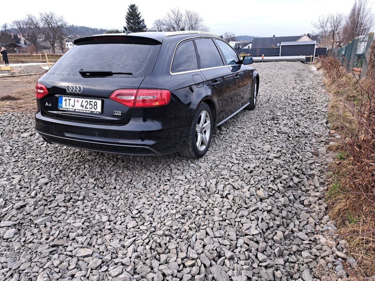 Audi A4 B8,2,0 TDI Quattro, Manuál - 5