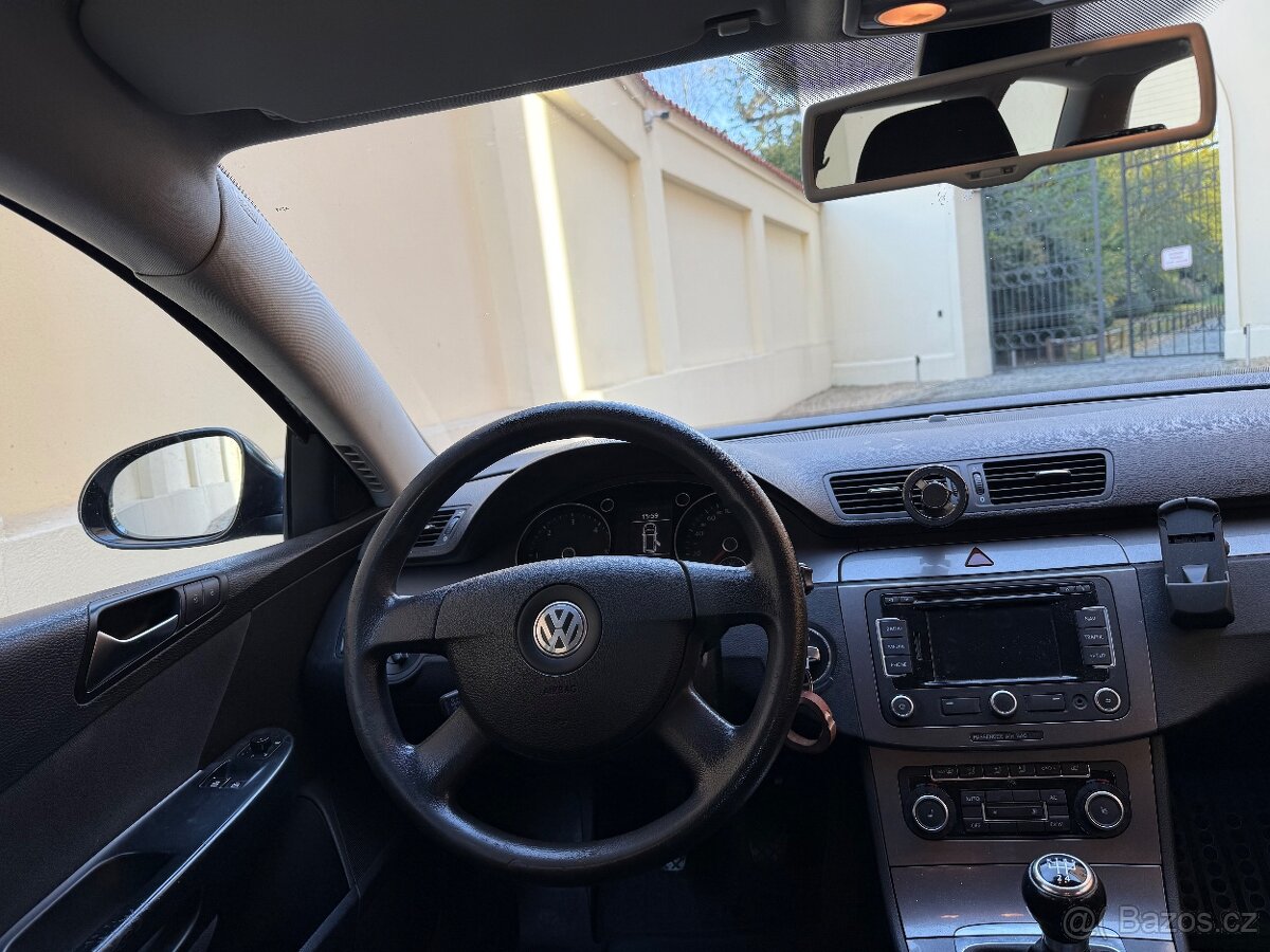 Volkswagen Passat 1.6TDi 2010 Variant servisovaný - 5