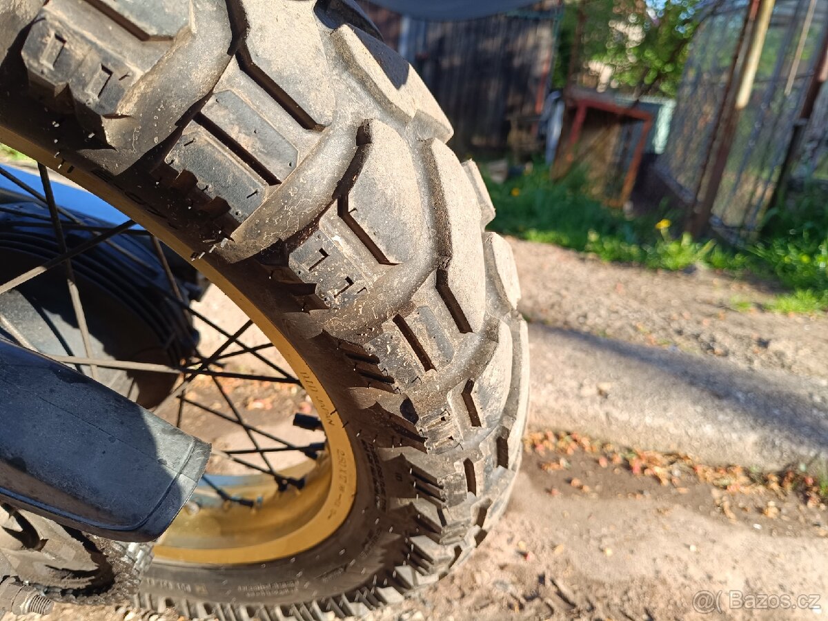 Honda Transalp XL 600V, byla ukradená v noci na 12 srpna - 5