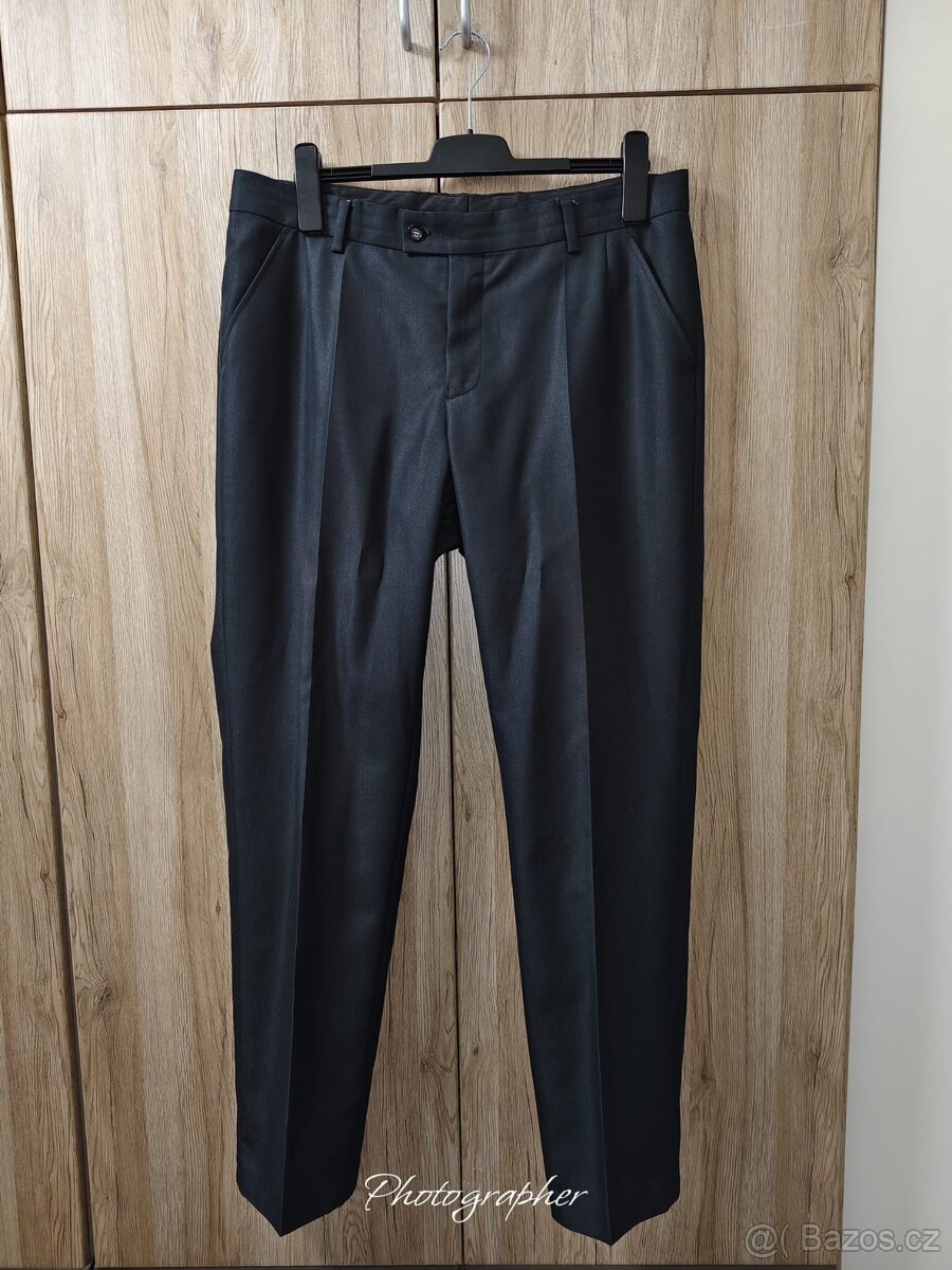 Oblek značky Matiaso Lucacci - 5