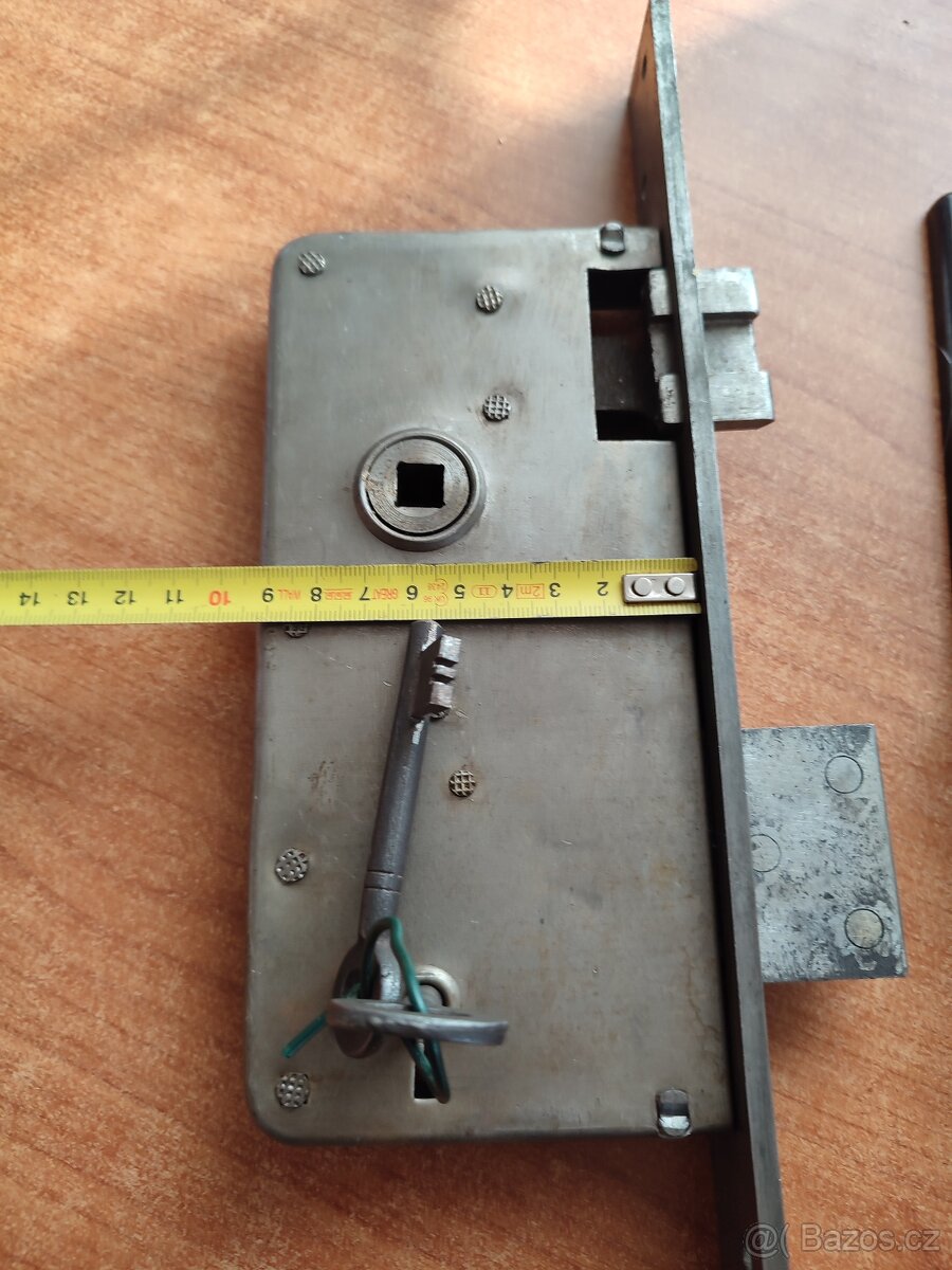 Zámek na vrata - dozický - 5