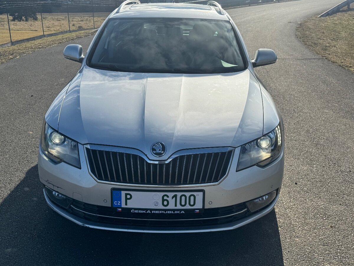 ŠKODA SUPERB KOMBI FACELIFT 2.0TDI 125kw - 5