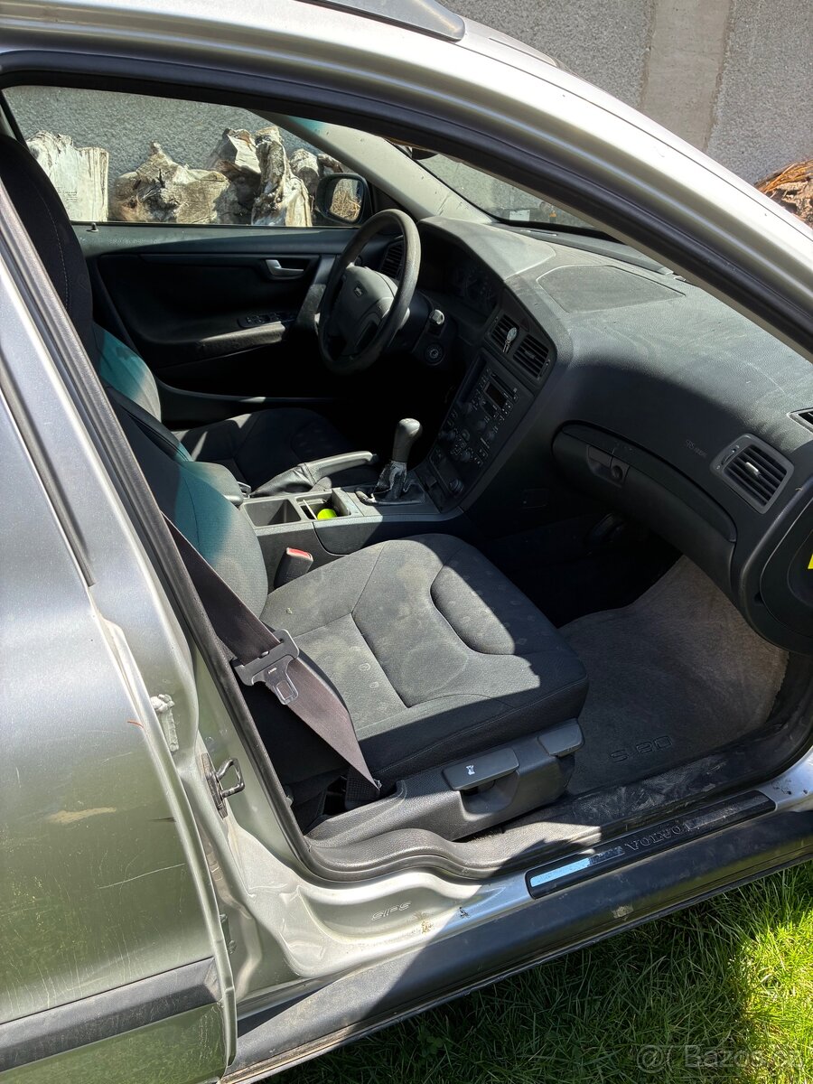 Volvo V70 2.5 TDi 103kw - 5